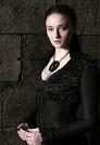 “Game Of Thrones 5”: Sophie Turner sul (possibile) romanticismo tra Sansa e Littlefinger