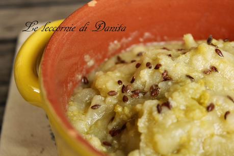 Zuppa di broccoli e patate con semi di lino