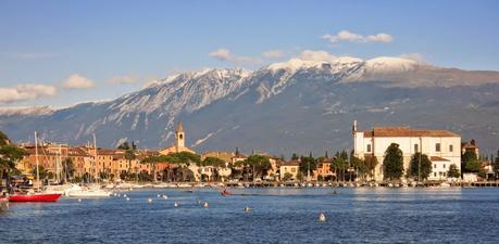 Sul Garda, tanto olio… e un po’ di vino… A lot of oil… and some wine!