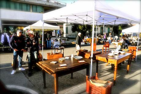 i mobili dell'amico Maglietta