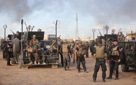 Tikrit, nelle fosse comuni i corpi di 1.700 soldati uccisi dall’Isis