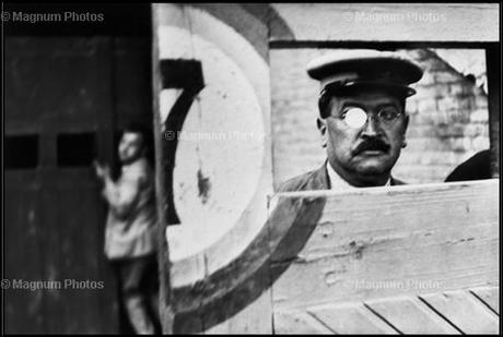 Spagna. Valencia. 1933. © Henri Cartier-Bresson/MAGNUM PHOTOS