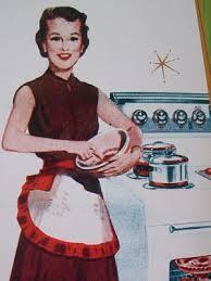 Risultati immagini per donna vintage che lava i piatti