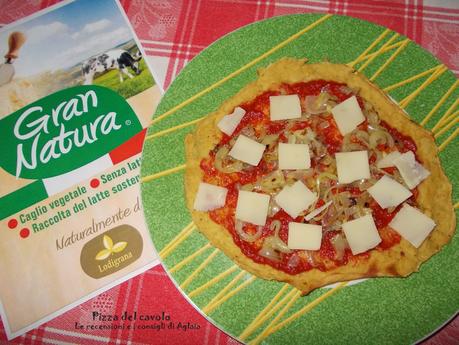 Pizza del cavolo con cipolla e formaggio Gran Natura
