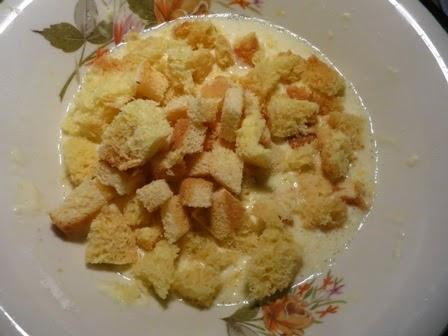 SIMIL MUFFIN CON AVANZI DI COLOMBA O PAN DI SPAGNA