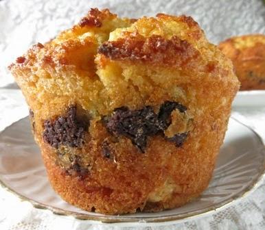 SIMIL MUFFIN CON AVANZI DI COLOMBA O PAN DI SPAGNA