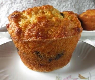 SIMIL MUFFIN CON AVANZI DI COLOMBA O PAN DI SPAGNA