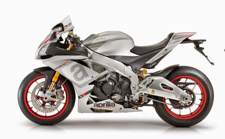 Aprilia RSV4 RR 2015