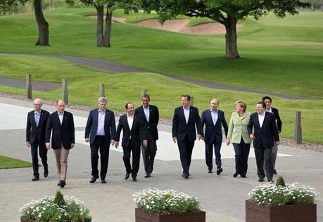 800px-Ten_leaders_at_G8_summit,_2013