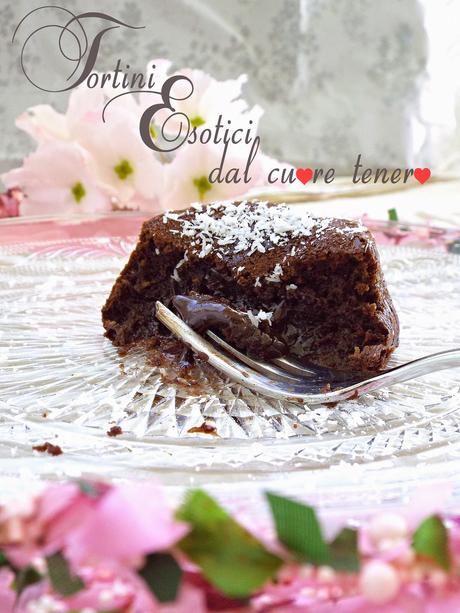 Tortini esotici dal cuore tenero (cioccolato fondente e cocco)