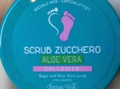 Piedi levigati rilassati