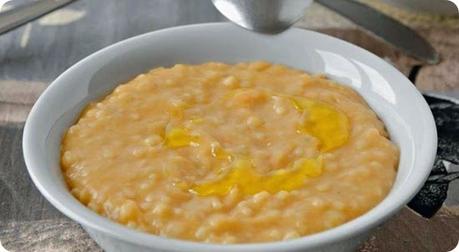 Pastina mista in crema di lenticchie