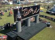 Carlsberg Coca-Cola: Drinkable billboards
