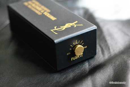 Yves Saint Laurent, Mascara Volume Effet Faux Cils: Alza il volume del tuo sguardo! - Review