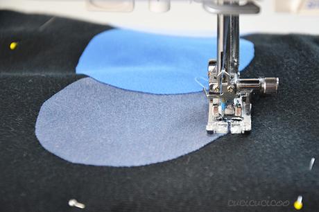 Impara a Cucire a Macchina: Come fare applicazioni su una maglietta per coprire logo, macchie o strappi. Un trucco semplice per fare appliqué perfette ogni volta! www.cucicucicoo.com