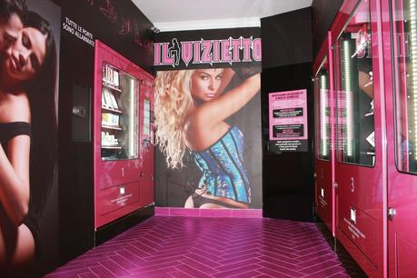 Apre Napoli sexy boutique Vizietto