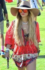 acconciature coachella stile hippie stile boho outfit da festival estivi outfit coachella mariafelicia magno colorblock by felym mariafelicia magno fashion blogger coachella inspirations outfit ispirati al coachella festival