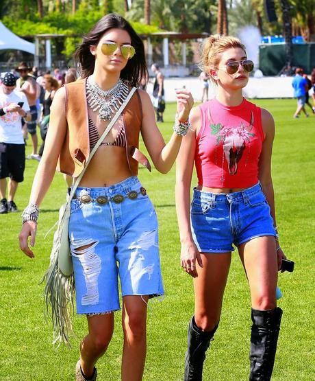 acconciature coachella stile hippie stile boho outfit da festival estivi outfit coachella mariafelicia magno colorblock by felym mariafelicia magno fashion blogger coachella inspirations outfit ispirati al coachella festival