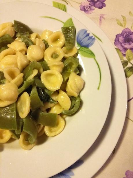 Orecchiette peperoni e tartufo