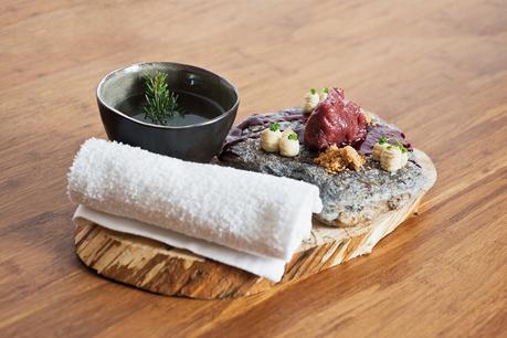 Twentyfive foodie places in Milan: dove mangiare durante la Milan Design Week 2015 Lunch Dinner in Milan | Essenza Restaurant