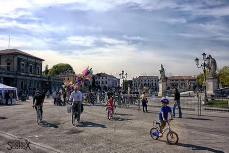 La festa della bicicletta in Prato della Valle a Padova