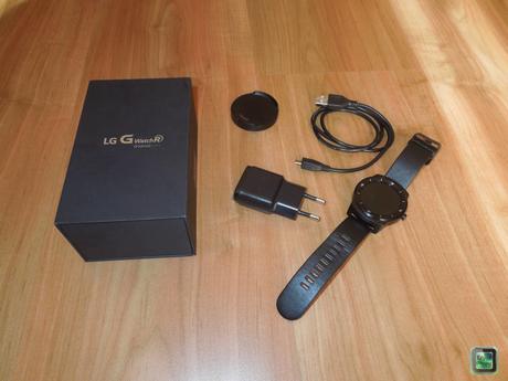 LG G Watch R Unboxing