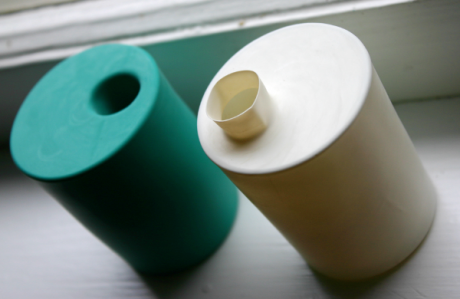 Dai palloncini un Portafiori e un Coprichiavi