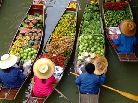 THAILANDIA: introduzione e Bangkok bangkok-floating-market