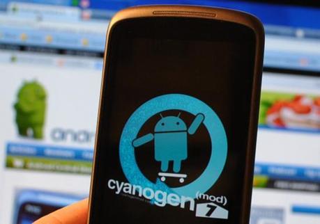 thumb 550 cm7 nightlies 1 Download CyanogenMod 7 RC2 per Android