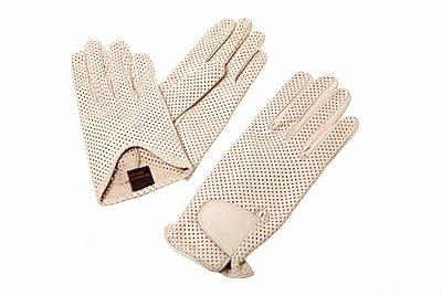 Now on Luuk Magazine: Sermoneta gloves