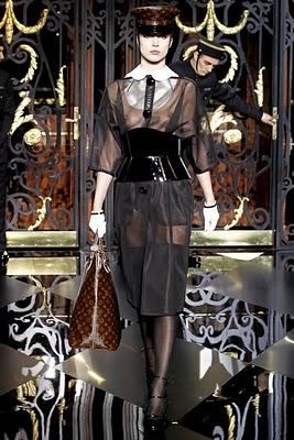 Louis Vuitton: F/W 2011-2012 Paris Fashion Week