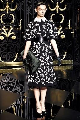 Louis Vuitton: F/W 2011-2012 Paris Fashion Week