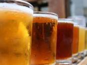 Alcol: cala consumo, maggiori rischi sono minori giovani. “binge drinkers”