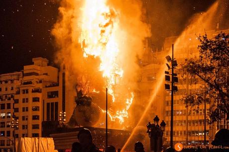 Falla grande che brucia | Visitare Valencia 