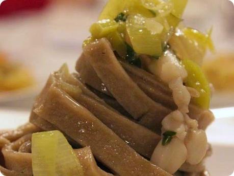 Tagliolini al caffè con seppie e porri