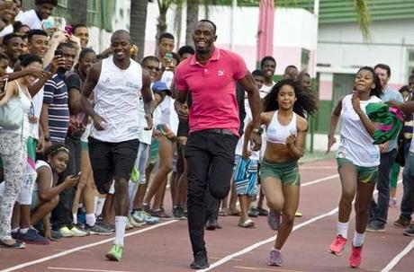 Bolt Domani a Rio de Janeiro per una esibizione in spiaggia