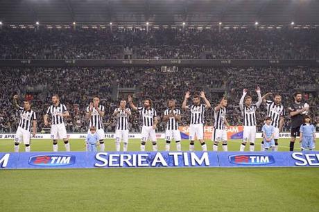 Allo Stadium è una super notte per la Juve che supera la Lazio e sente il profumo dello scudetto