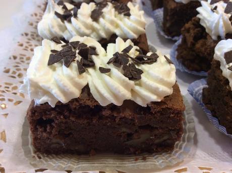 BROWNIES ALLE NOCI CON CREMA AL MASCARPONE