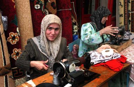 Working_women_in_Tajikistan