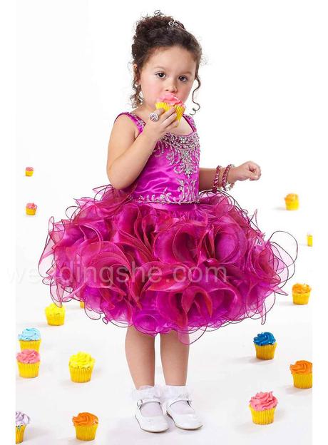 Gorgeous dresses for young fashion victims
