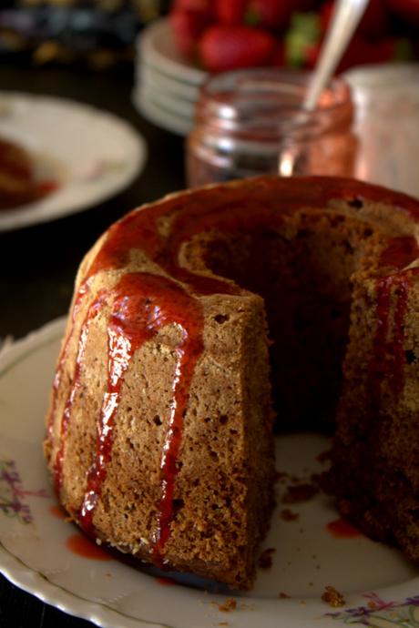 Pane dolce alle banane e fragole