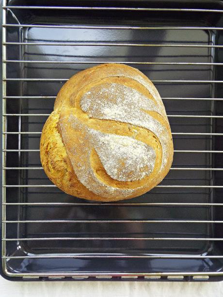 Pane bianco a lievitazione naturale con lecitina di soia