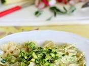 pesto: farfalle kamut pesto zucchine