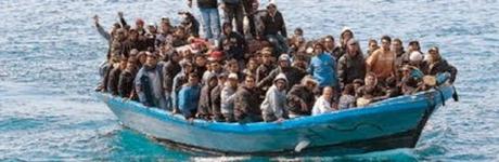 Profughi e immigrati: tre orrendi ritardi della politica.