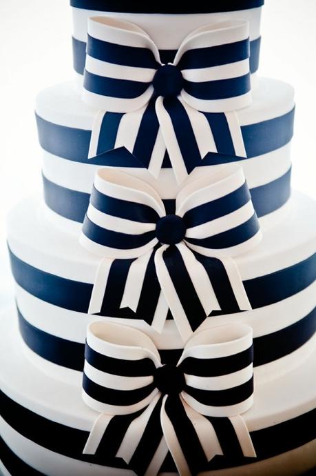 Striped Wedding Cake : la riga è protagonista
