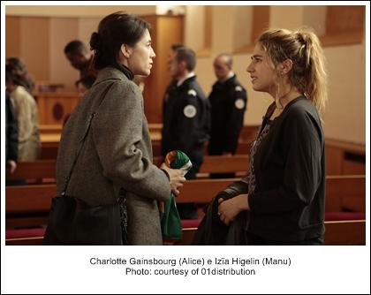 2 Charlotte Gainsbourgh-Alice e Izïa Higelin-Manu