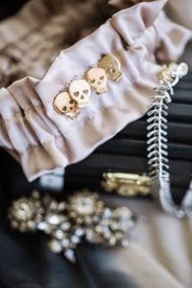 Skulls and lace: sposi che amano osare...