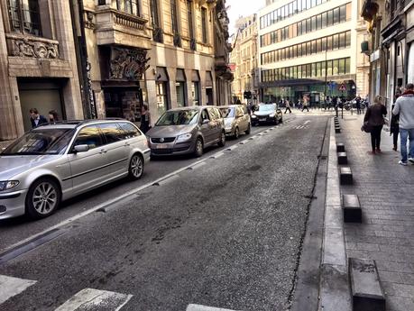 16 foto da Bruxelles sulle quale Matteo Renzi ieri avrebbe dovuto fare una riflessione su come si amministra una città difficille
