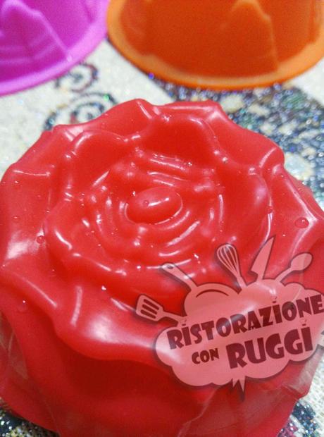 Rosa Bianca con cuore di panna