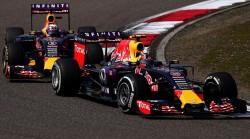 Red Bull-Cina-Ricciardo-Kvyat-2015